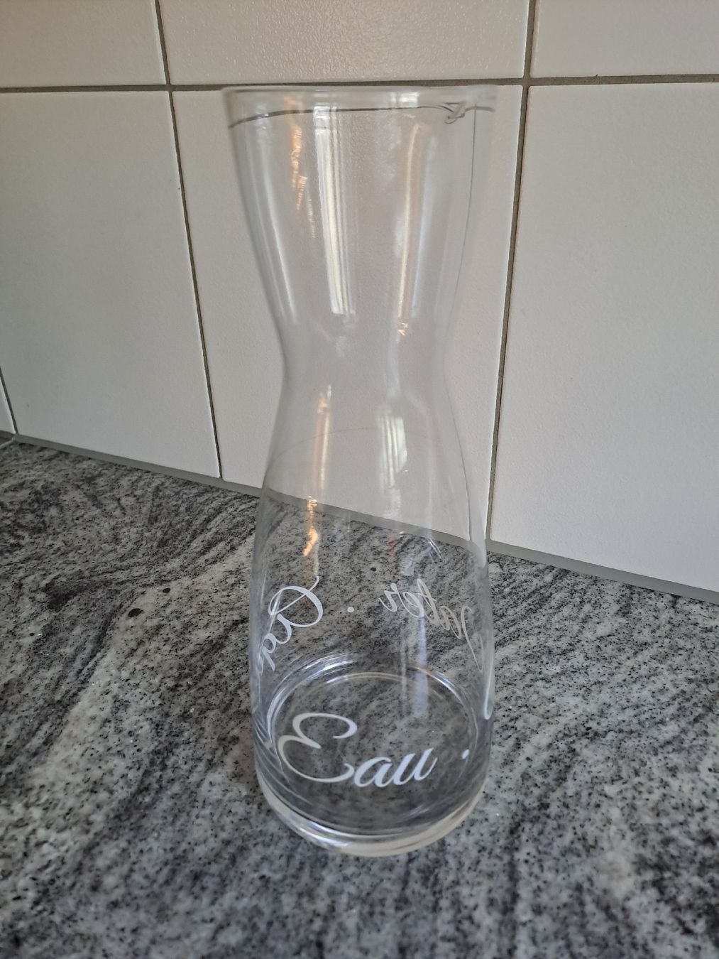 Caraffe: Glaskaraffe mit Schriftzug – Usato da Rickenbach LU venduto da bishiida 2