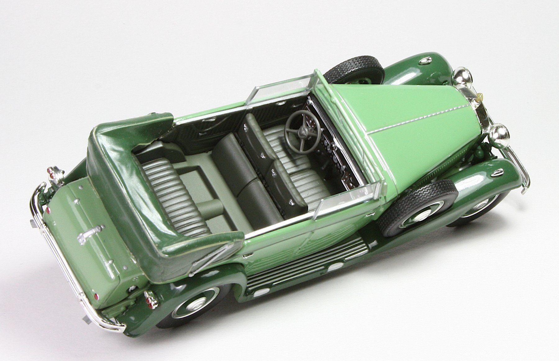 Minichamps Modellini d'auto: Minichamps Maybach Zeppelin – Nuovo (secondo la descrizione) da Elsau venduto da Peekay8 4