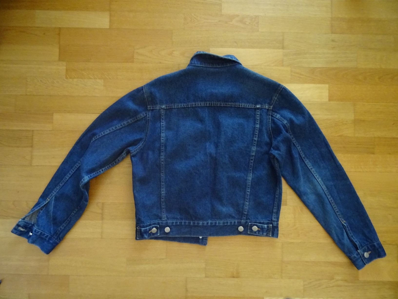 Giacche: Vintage Cropped Jeansjacke blau – Usato da Dättwil AG venduto da raffanada 2