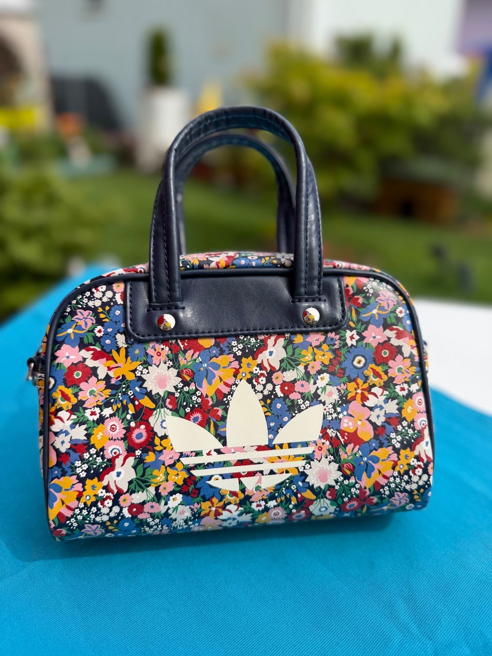 Borse da donna: Adidas Handtasche ab fr. 1.00 – Usato da Cugnasco venduto da tizianaq