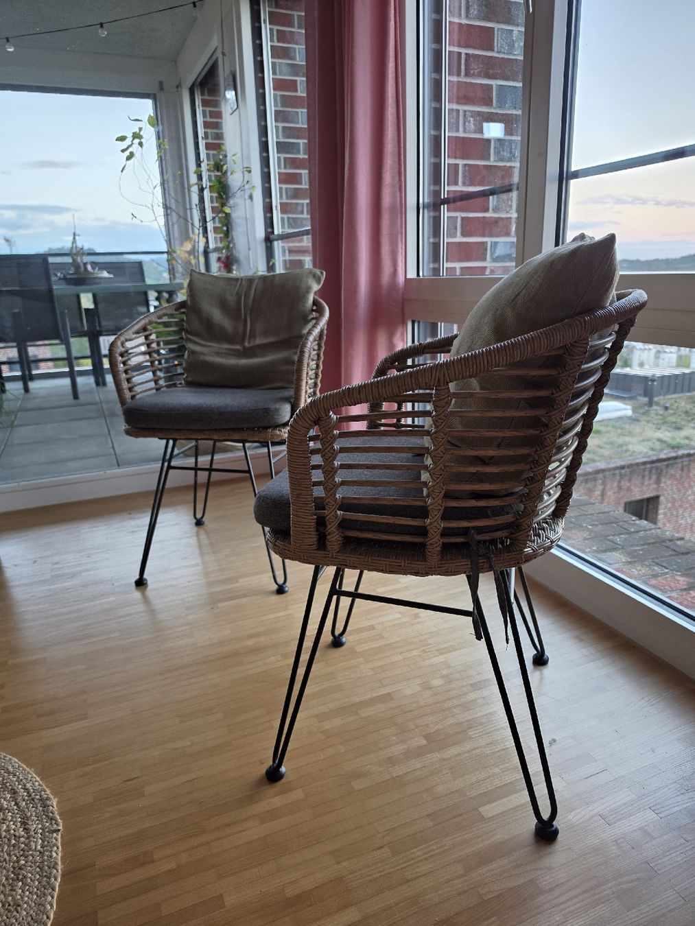 Stühle: 2 Garten-/Balkonstühle Rattan – Gebraucht aus St. Gallen von Klemensa 1