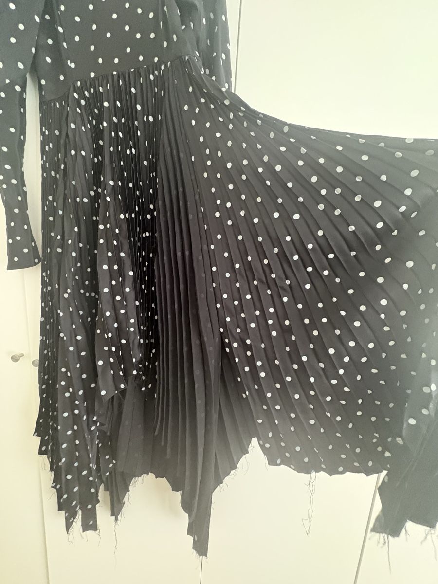 Khaite Kleider: Khaite New York Kleid – Gebraucht aus Zürich von ritzo1 5