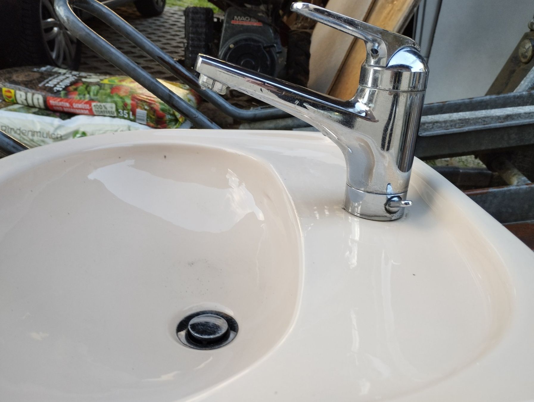 Lavabi & lavandini: Waschtisch mit Armatur – Usato da Rheinsulz venduto da EGON01 2