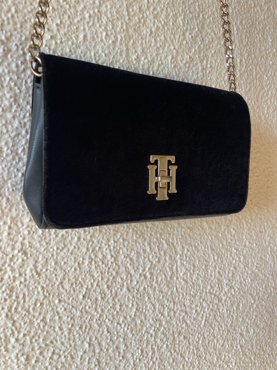 Tommy Hilfiger Borse da donna: Clutch von Tommy Hilfiger – Usato da Hausen am Albis venduto da Kleiderschrank.Elena 1