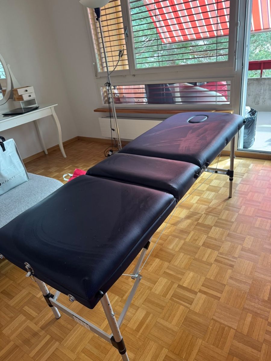 Tische: Massgetisch inkl. Stuhl – Gebraucht aus Tafers von xhe_wnm6 1