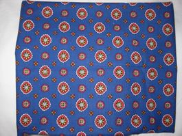 Baumwollstoff blau mit runden Motiven