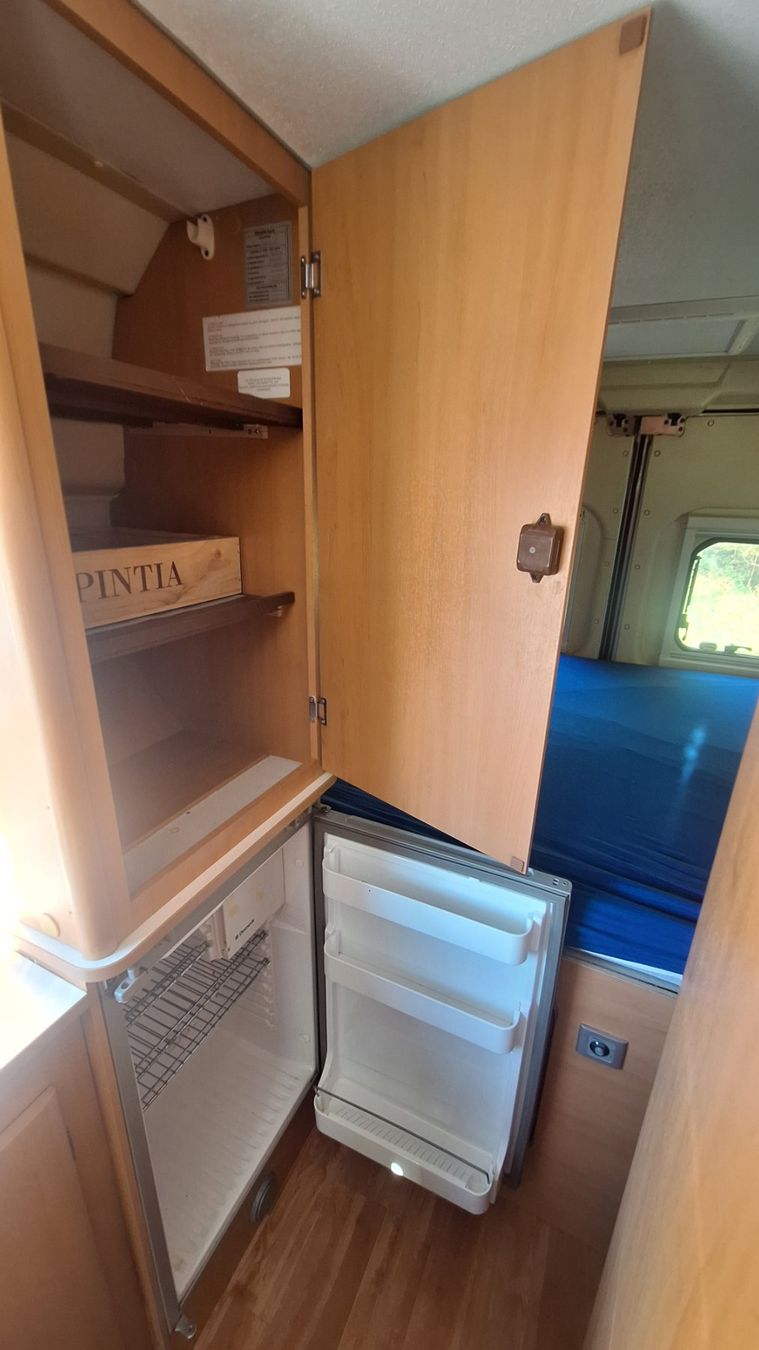 Fiat Veicoli da campeggio: Fiat Ducato Wohnmobil Karmann – Usato da Bern venduto da Fabu88w 6