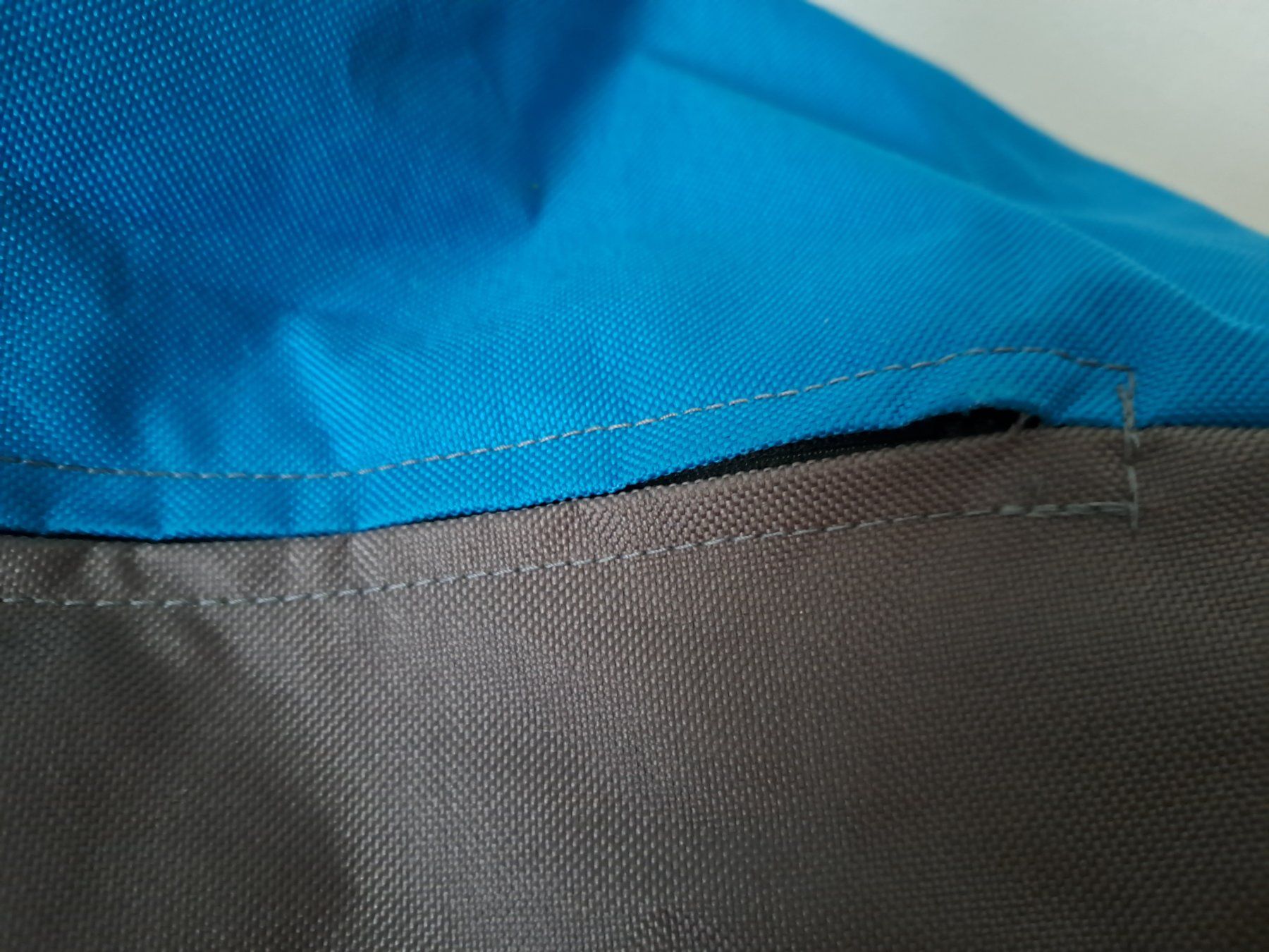 Pfister Kissen: Sitzsack türkis-grau – Gebraucht aus Baar von jdr_nb97 5