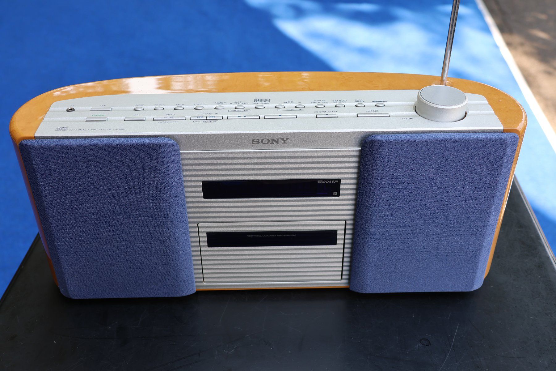 Sony Radios: Sony Z 2000 – Gebraucht aus Benglen von Disney5 2