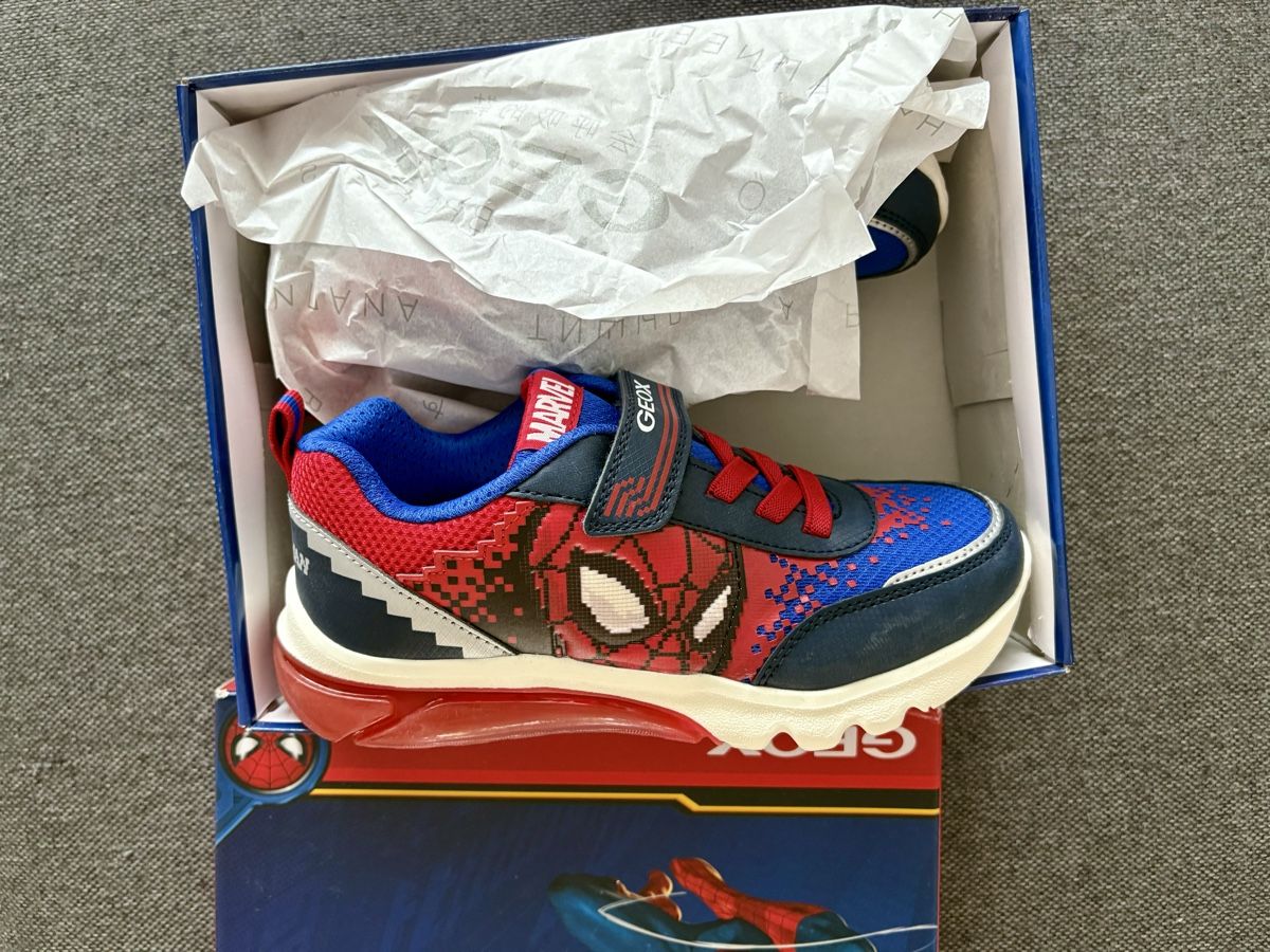 Geox Schuhe für Jungen: Geox Spiderman Sneakers, neu – Neu und originalverpackt aus Thalwil von Sondejul