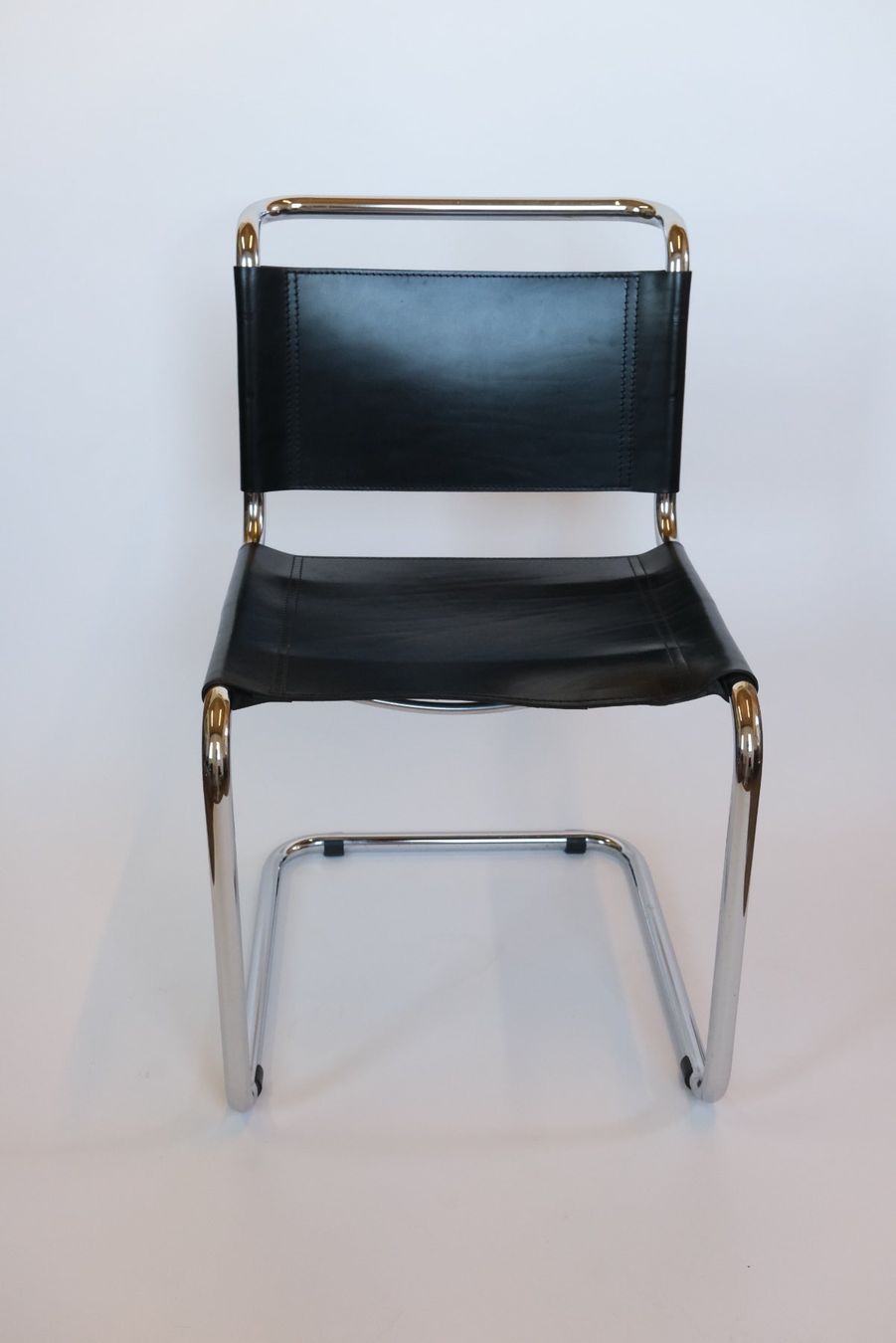 Stühle: Designklassiker Freischwinger Thonet Mart Stam Replika – Gebraucht aus Ramsen von Studio82 5