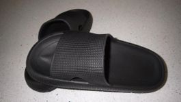Badeschuhe, schwarz, super leicht, total bequem, Grösse 39
