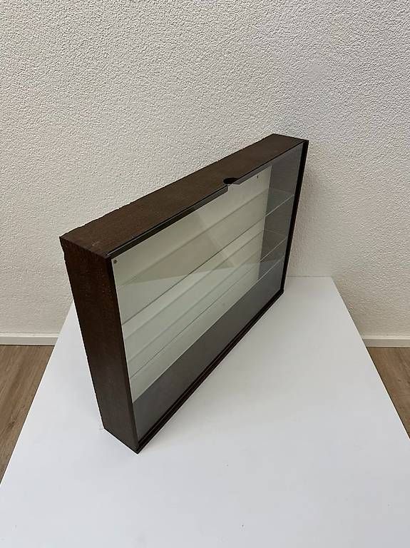 Vetrine: Sammlervitrine aus Holz mit Glass – Usato da Obernau venduto da Arche_Noah_Brocki 2