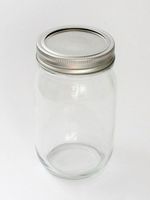 Glas mit 2-tlg. Deckel