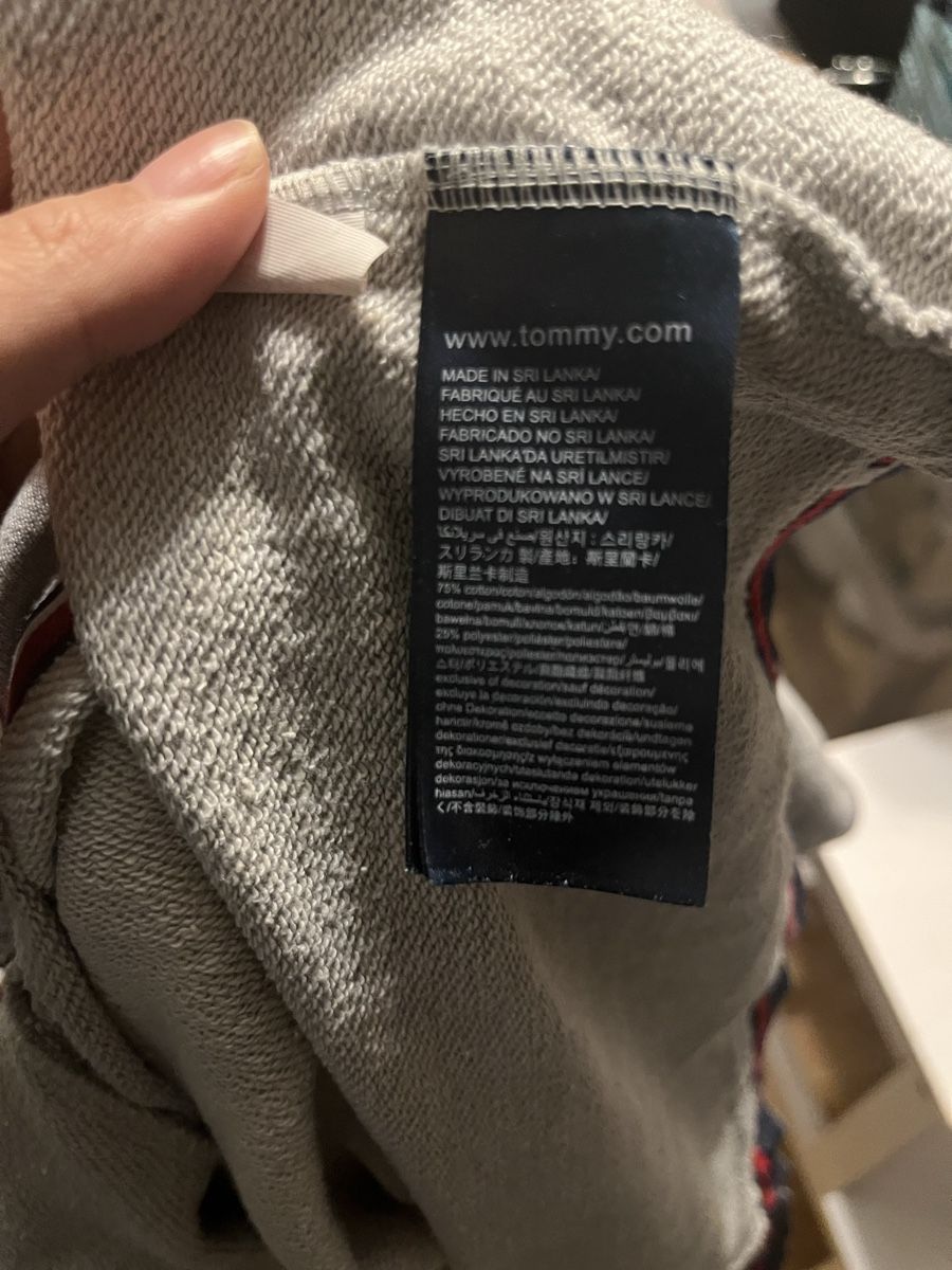 Tommy Hilfiger Maglioni & Felpe: Tommy Hilfiger Jäckli Gr. S – Usato da Zollikerberg venduto da LLV 4