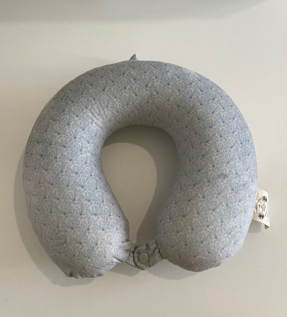 Cuscini: Coussin de voyage ergonomique – Nuovo (secondo la descrizione) da Lausanne venduto da Fredo_Dodo