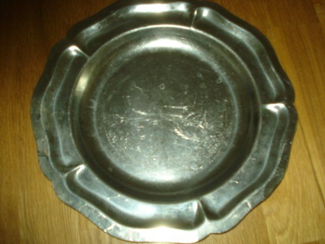 Piatti di portata: plat en métal – Usato da Porrentruy venduto da Piquetix