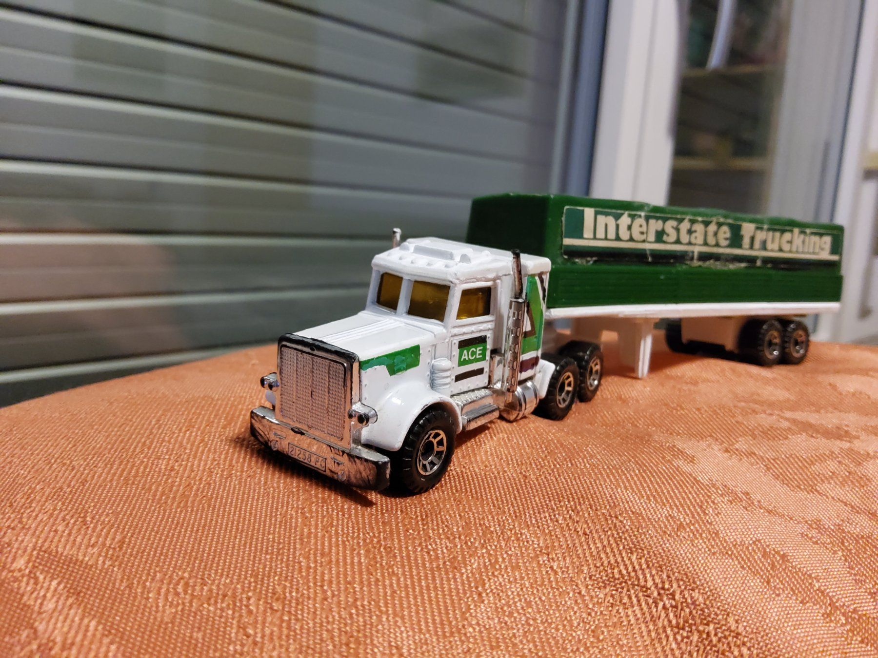 Matchbox Modellini d'auto: Matchbox Peterbilt Covered Truck "Interstate Trucking" – Usato da Basel venduto da rol_rmg6 1