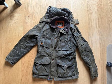 Barbour Jacke (Grösse M) neuwertig - NP CHF 580.-
