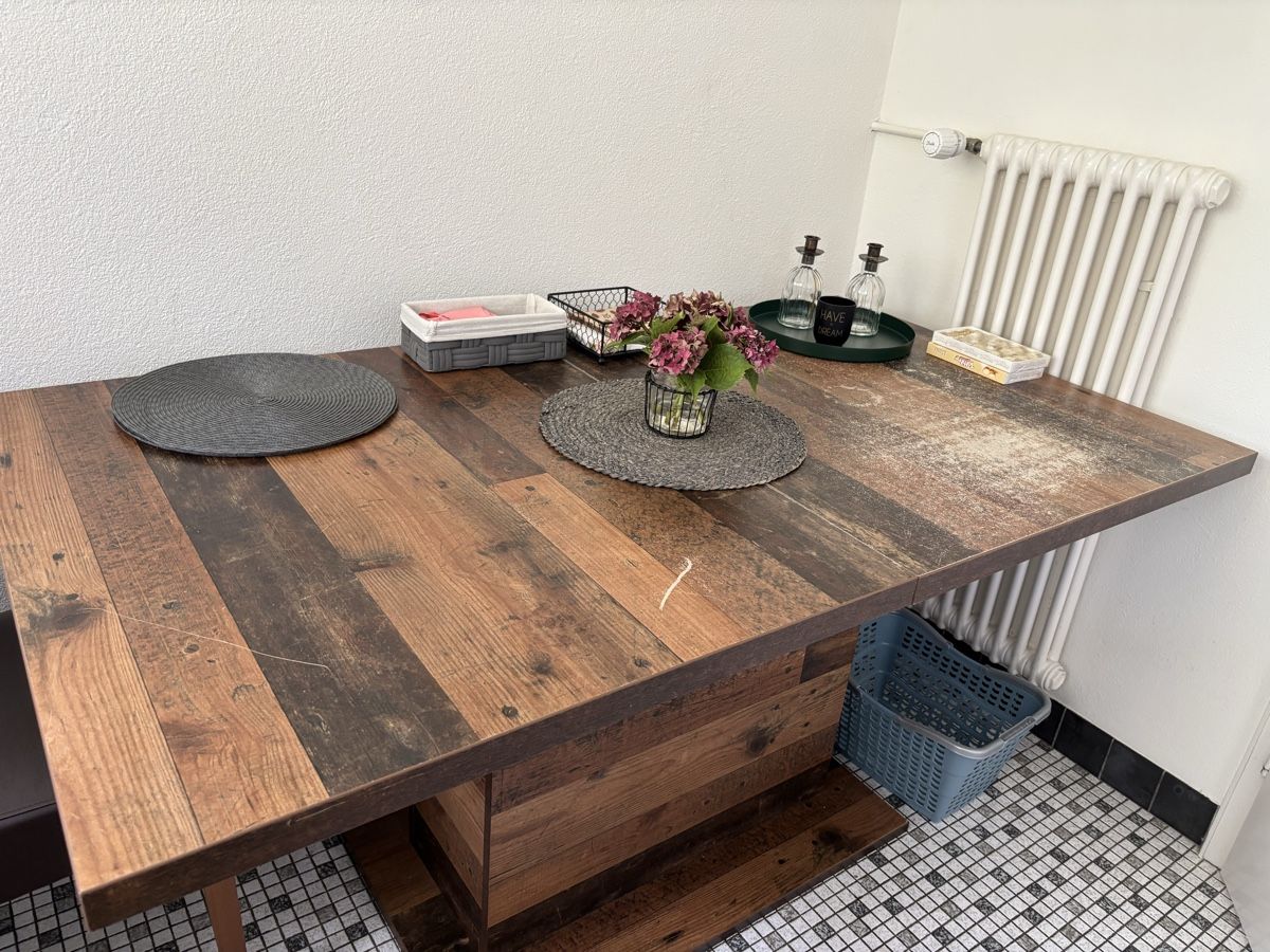 Tavoli: Tisch ausziehbar  – Usato da Lömmenschwil venduto da boby03