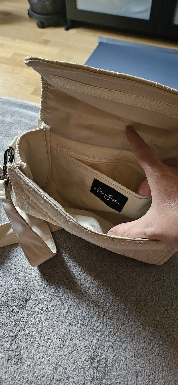 Borse: NEW — Sean John Bag – Nuovo (secondo la descrizione) da Bussigny venduto da KZLF 4