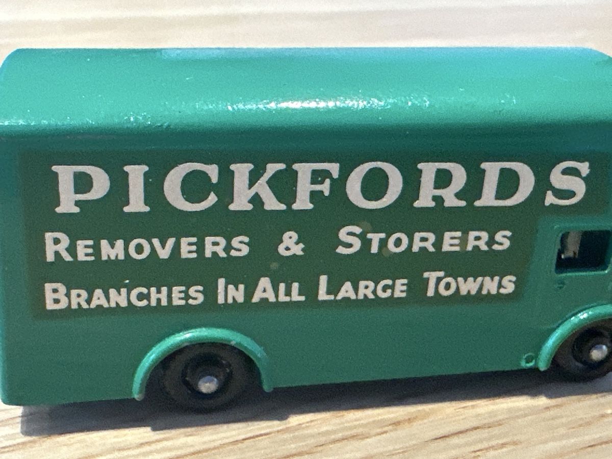 Lesney Modellautos: A96 1:64 3 INCH MATCHBOX LESNEY 46 PICKFORDS REMOVAL VAN – Gebraucht aus Sennwald von HARO-Import 4