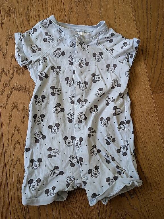 H&M Pigiama & Simili: Mickey Mouse Pyjama – Usato da Bern venduto da huschelchen