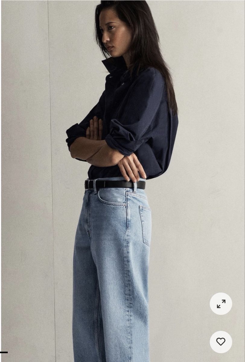 Cos Jeans: COS tapered jeans (28) – Usato da Basel venduto da mar_fp5q 1