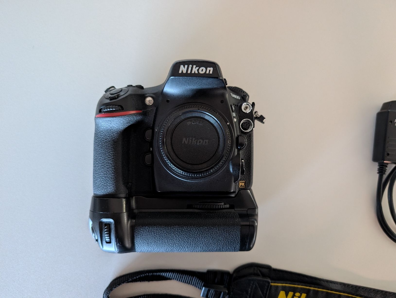 Nikon Fotocamera: Nikon D800 Kamera mit Phottix BG-D800 Batteriegriff – Usato da Cordast venduto da HePa02 5