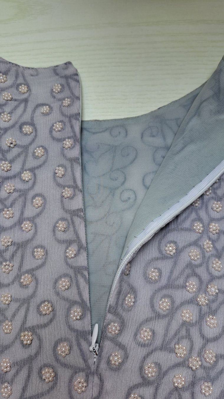 Tops: Top aus bestickte Seide – Gebraucht aus Reutigen von IrisFashion 4