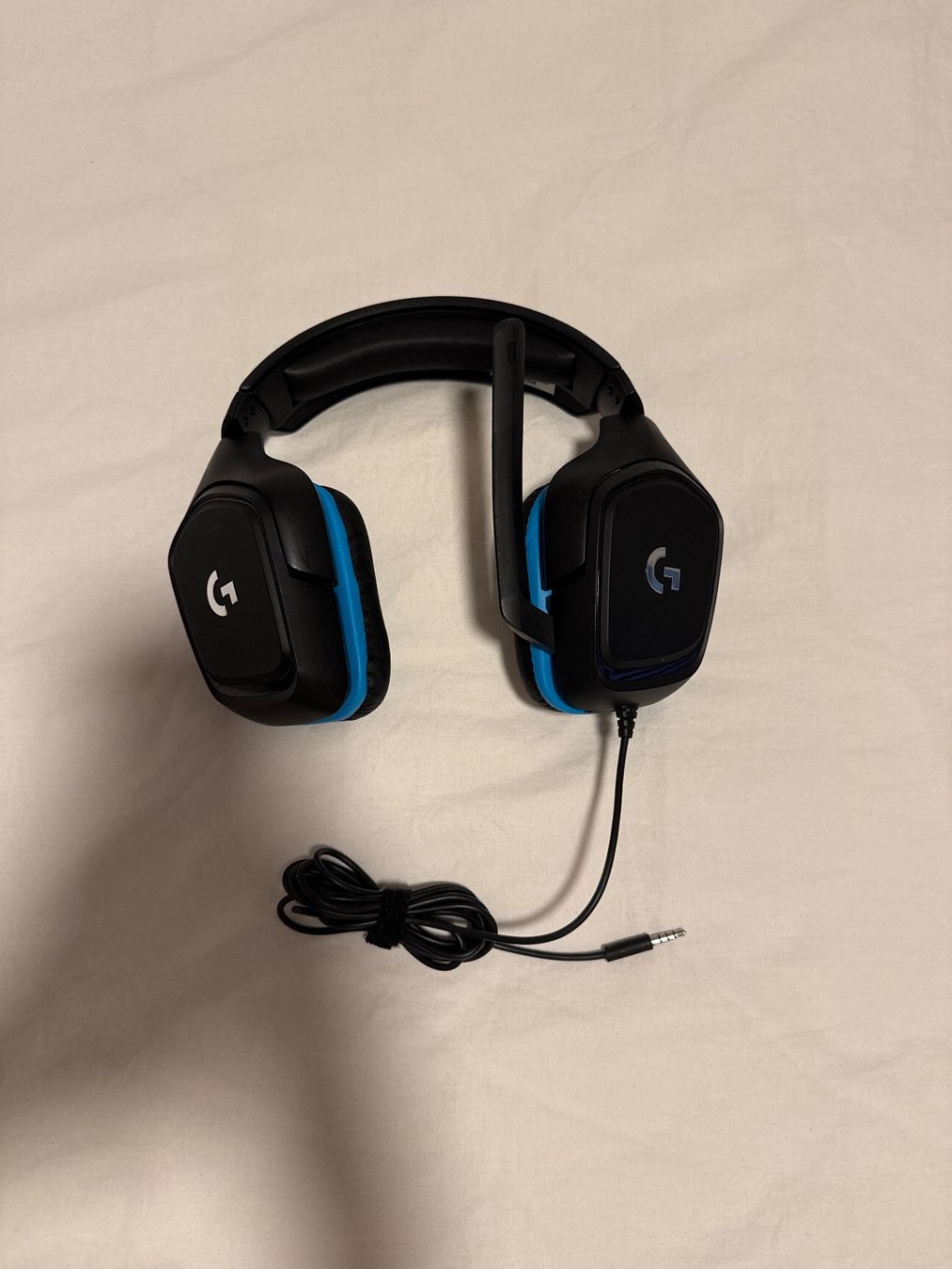 Logitech Kopfhörer: Logitech G432 Kopfhörer, Kabelgebunden – Gebraucht aus Rüti ZH von kev_m7nl