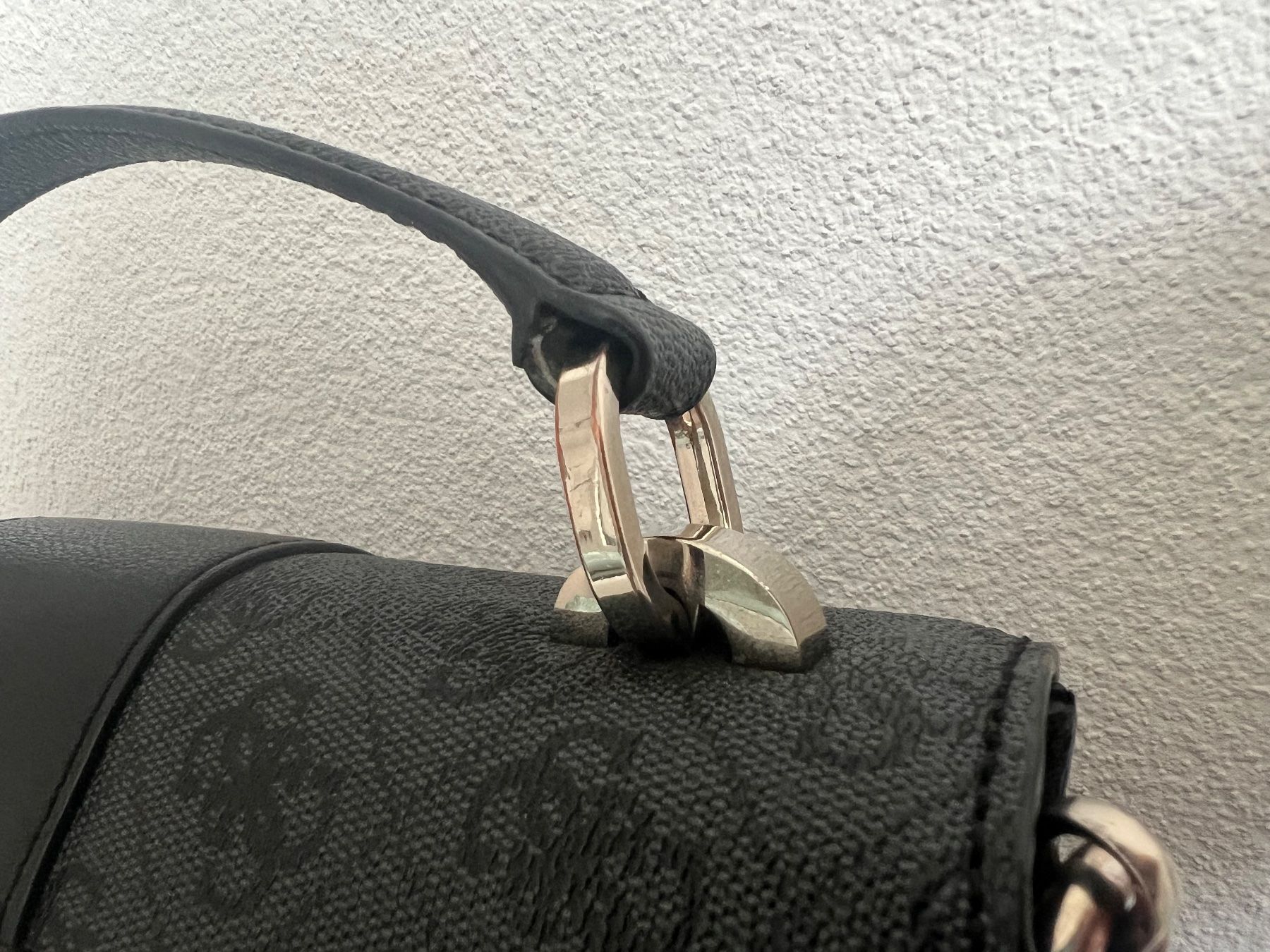Guess Taschen für Damen: Guess Tasche – Gebraucht aus Schaffhausen von mary.d 6