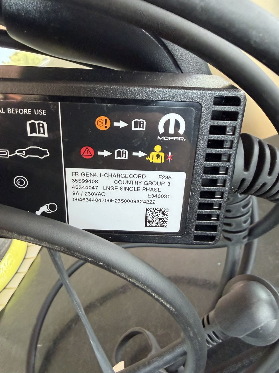 Chargeurs de batterie: Ladegerät Elektroauto EU – D'occasion à Zürich par l.spalletta 1