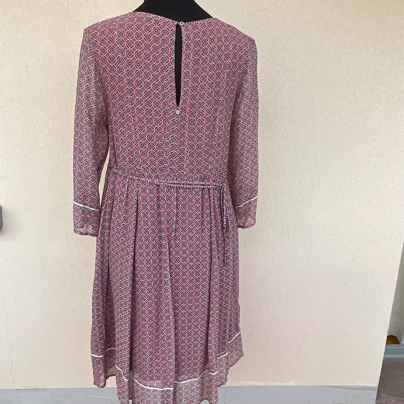 Nile Kleider: Très belle robe Nile, taille S – Gebraucht aus Vevey von chr_5pvx 2