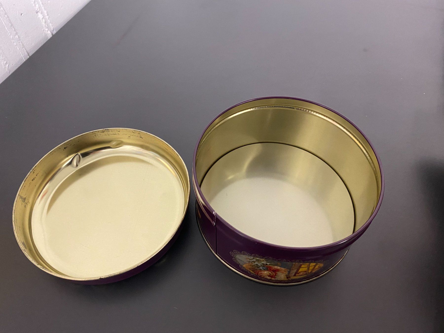 Sonstige Dekorationen & Accessoires: Dose – Gebraucht aus Unterterzen von bac_287t 5