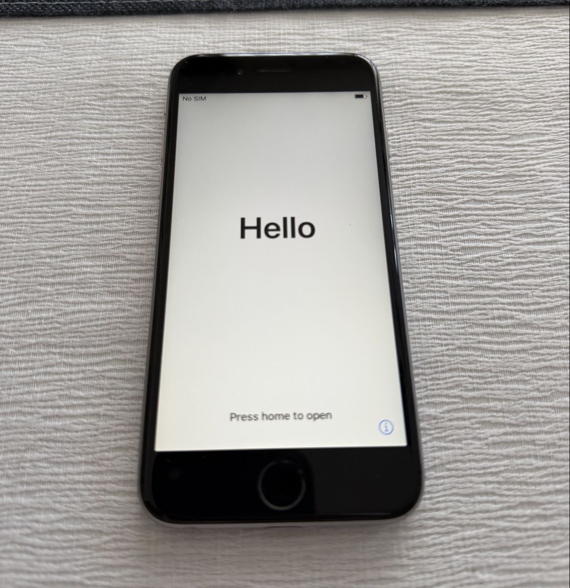 Apple Telefoni cellulari / Smartphones: Apple iPhone 6S (32GB, Grey) – Usato da Agno venduto da Jo_333