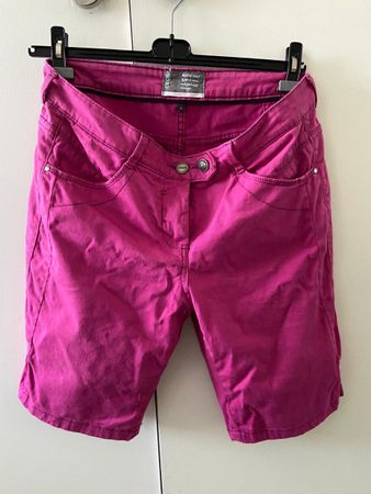 Jeansshorts Gr. 32 von Cecil, coole farbe