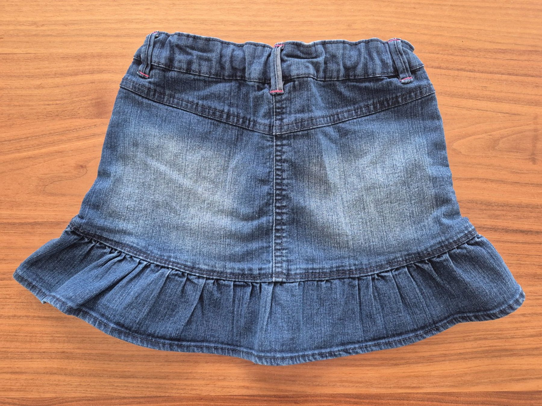 C&A Vestiti & Gonne: Jeansröckli Gr. 128 – Usato da Lengnau AG venduto da Mefari 1