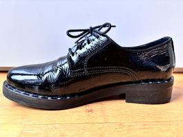 Halbschuhe Lackleder