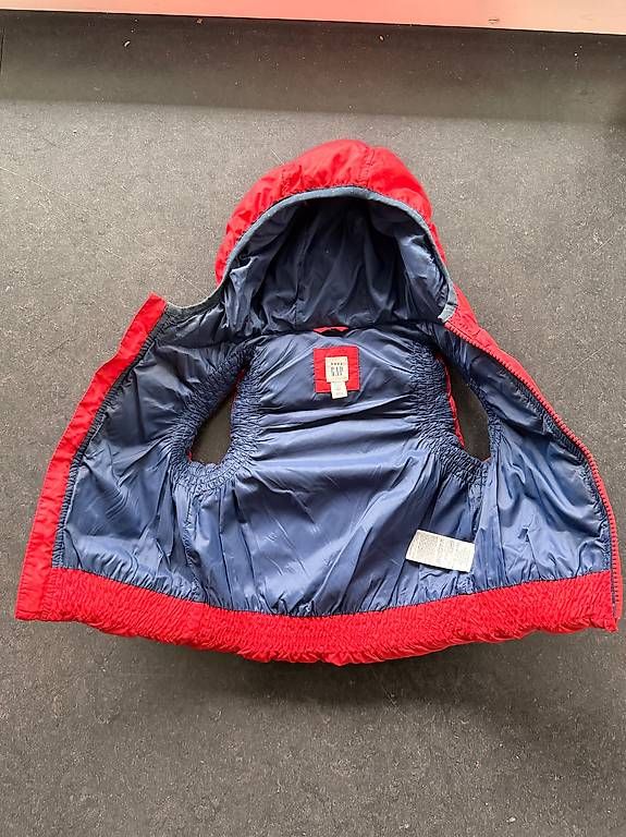 Altro abbigliamento per bambino: Gap  Daunen Weste – Usato da Zürich venduto da sua_8b9h 1