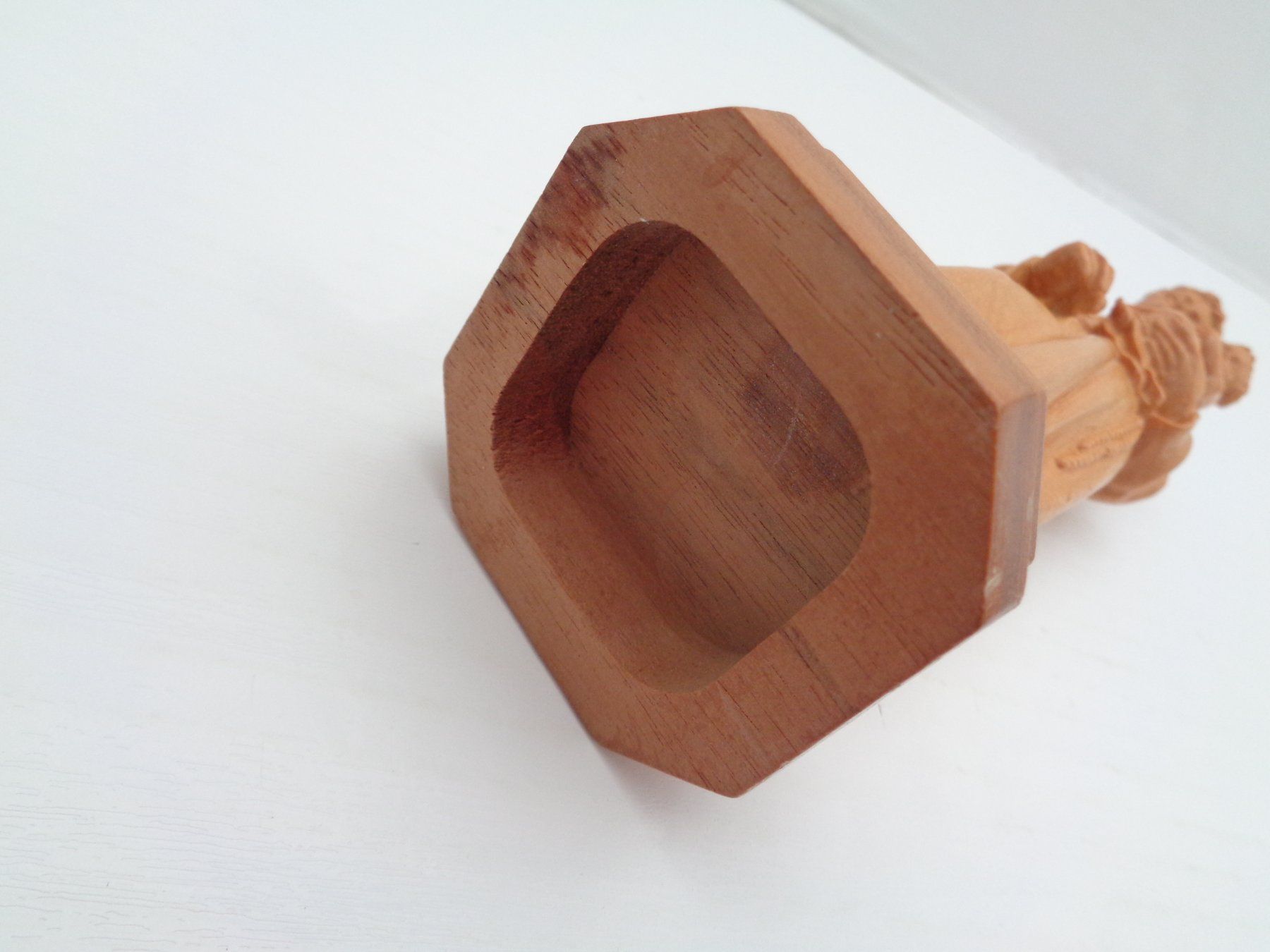 Statuette: Heiliger Antonius mit Kind aus Holz geschnitzt – Usato da Chur venduto da omonia 5