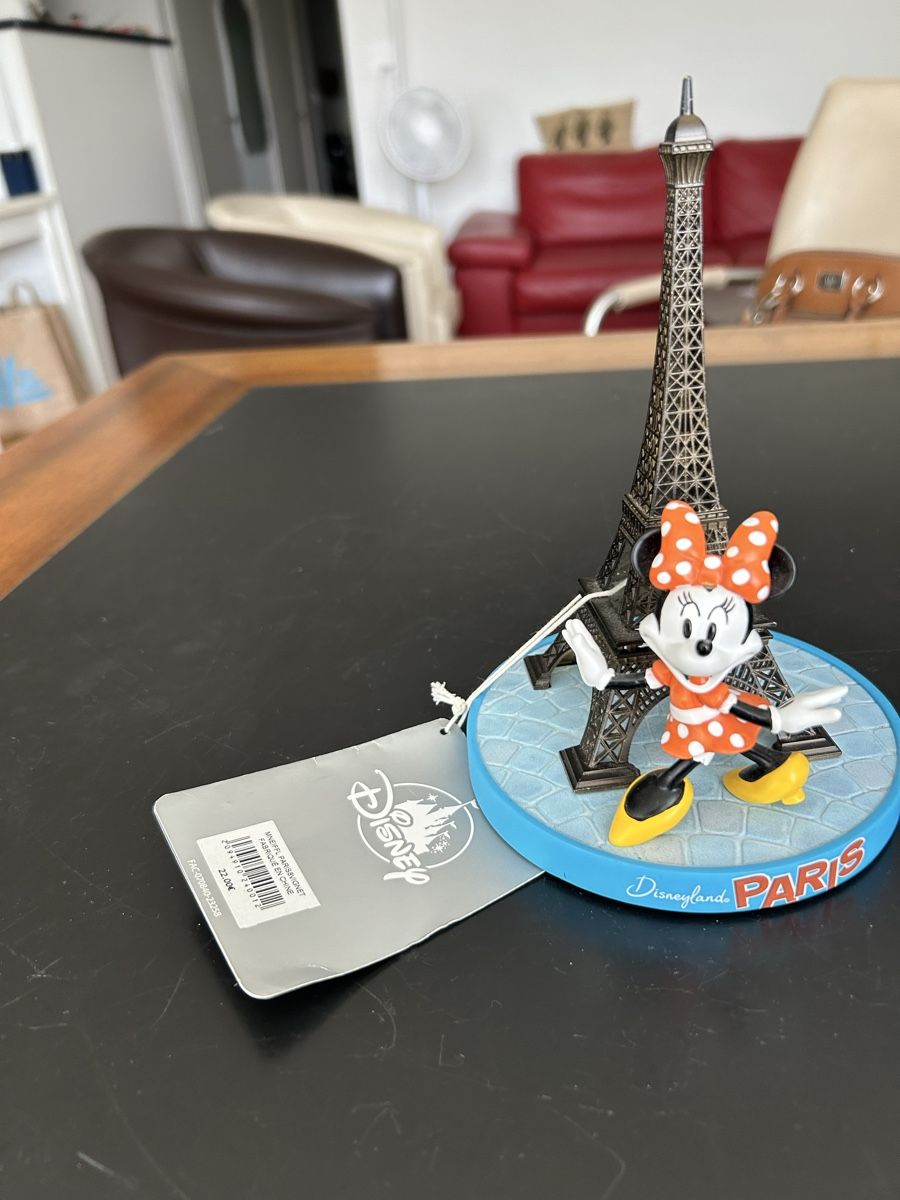 Disney Tutte le decorazioni: Minnie Figur mit Eiffelturm in Paris – Usato da Zumikon venduto da tuna007 2