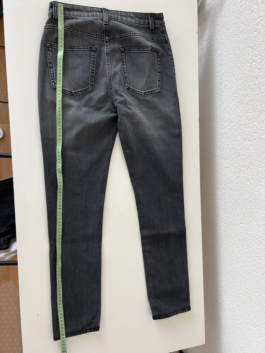 Saint Laurent Jeans: Saint Laurent Jeans Grey – Gebraucht aus Les Acacias von yul_bhw8 3