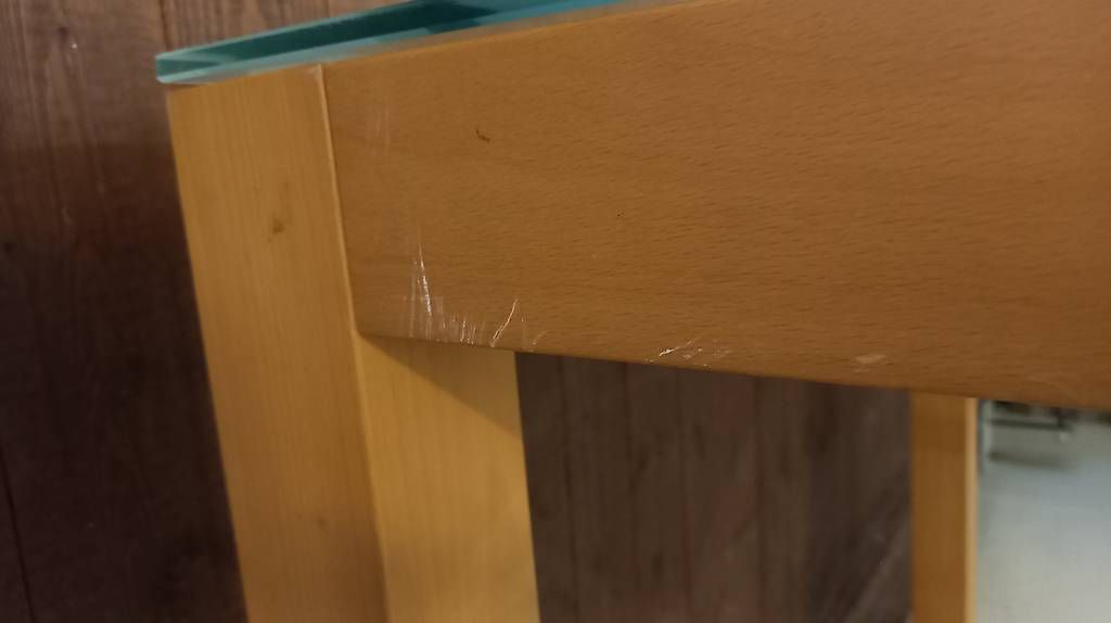 Tables: Holztisch mit Glasplatte – D'occasion à Triengen par den_nyj8 3