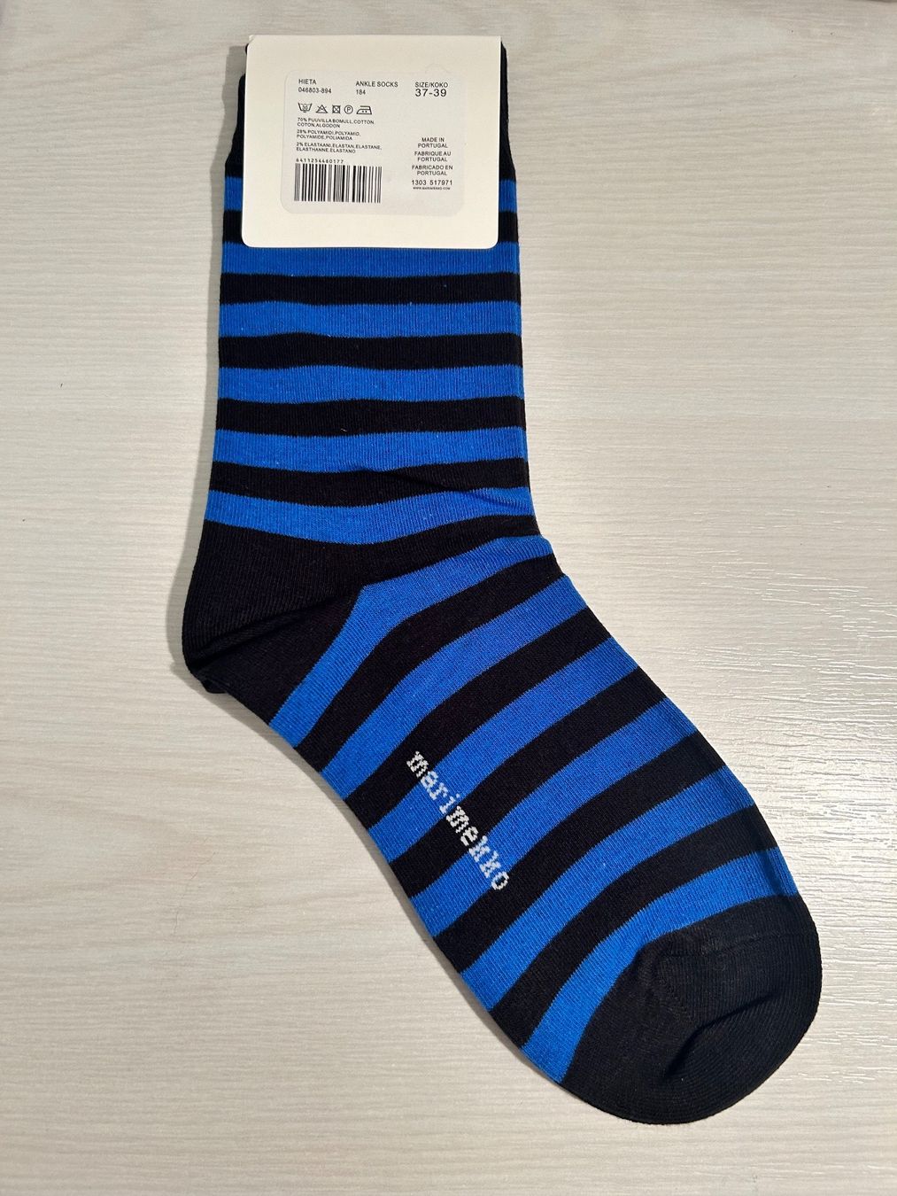 Calze: Socks with pop-up print flower Marimekko – Nuovo e nell'imballaggio originale da Zürich venduto da Ferienan 2