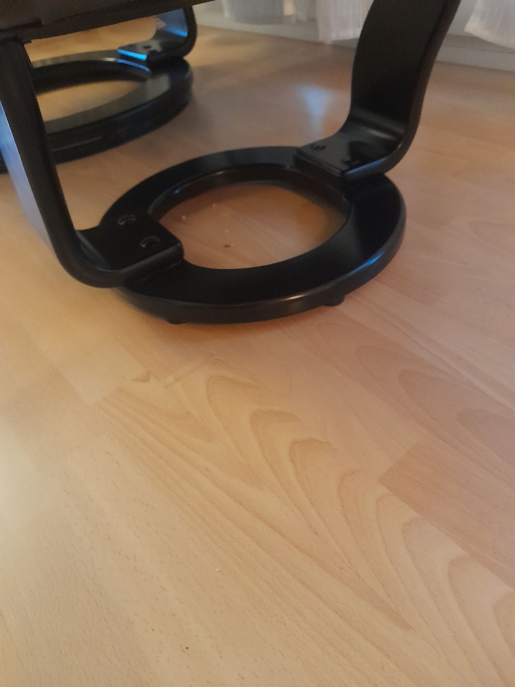 Sessel: Sessel Mit hocker – Gebraucht aus Glattbrugg von B_B 6