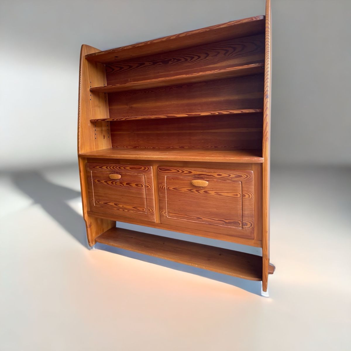 Cassettiere: Highboard  Jacob Müller – Usato da Mont-sur-Rolle venduto da G1970