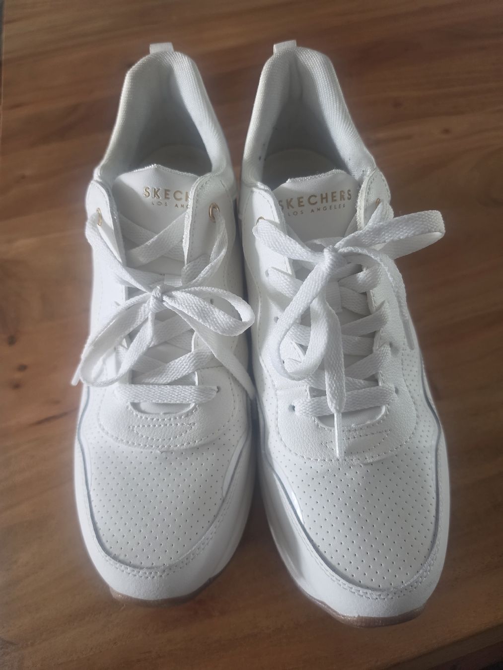 Scarpe da donna: scetchers 41 neuwertig – Usato da Büsserach venduto da Divina86 2