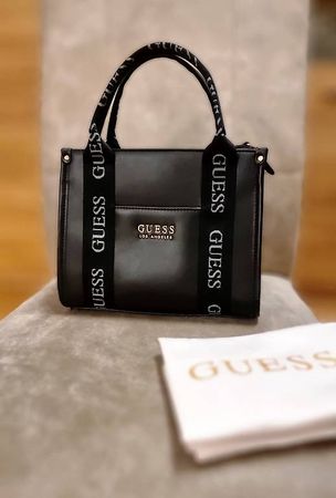 Guess Handtasche Schwarz Top Zustand wie neu!