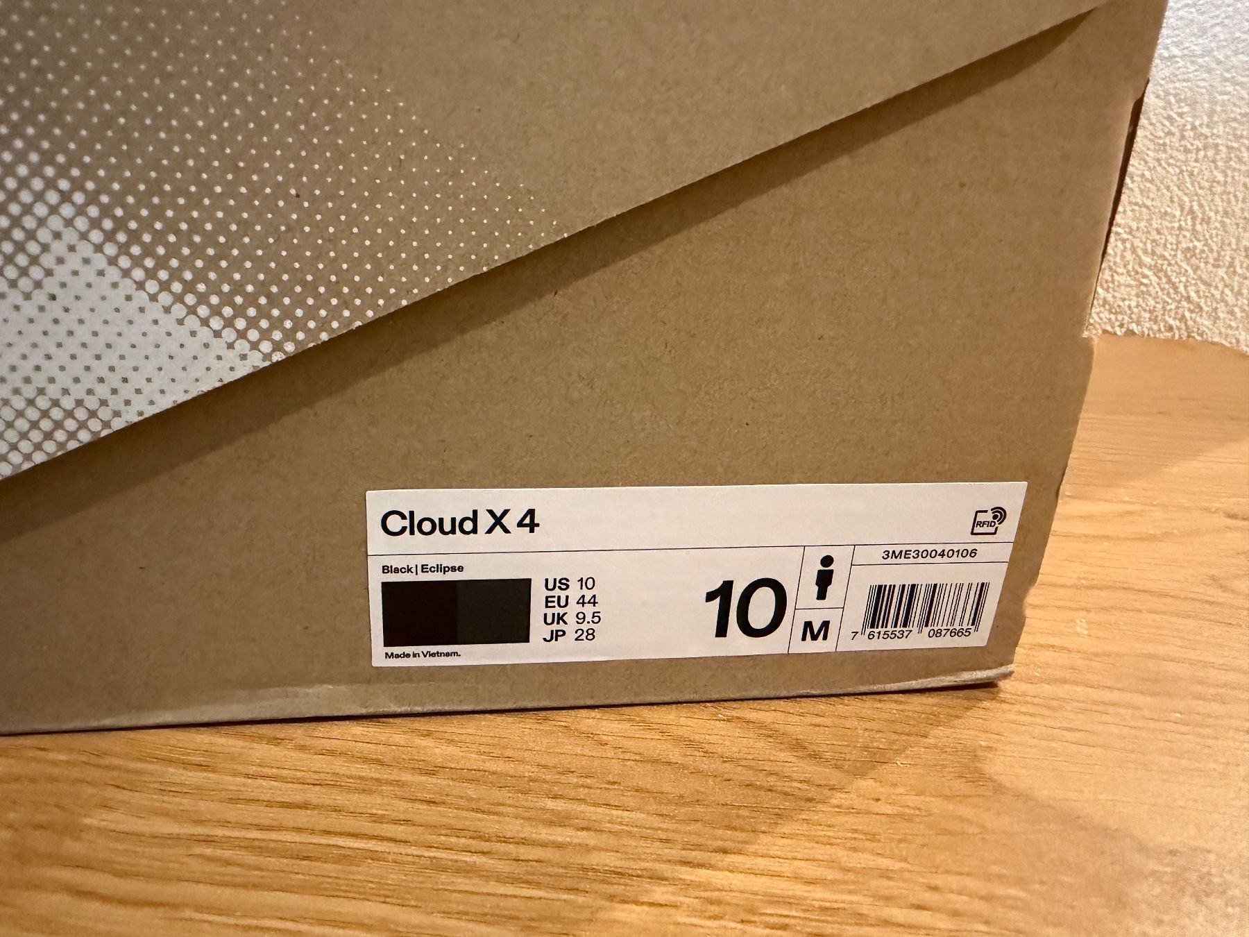 On Chaussures hommes: Schuhe ON Cloud  X4 | Grösse 44 | Black – Neuf (Voir description) à Grosswangen par winkelfeld 7